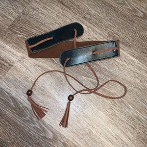 Country belt with tassel ties